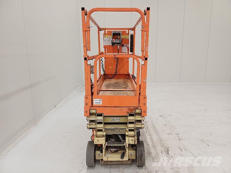 JLG 1930ES 가위형 리프트