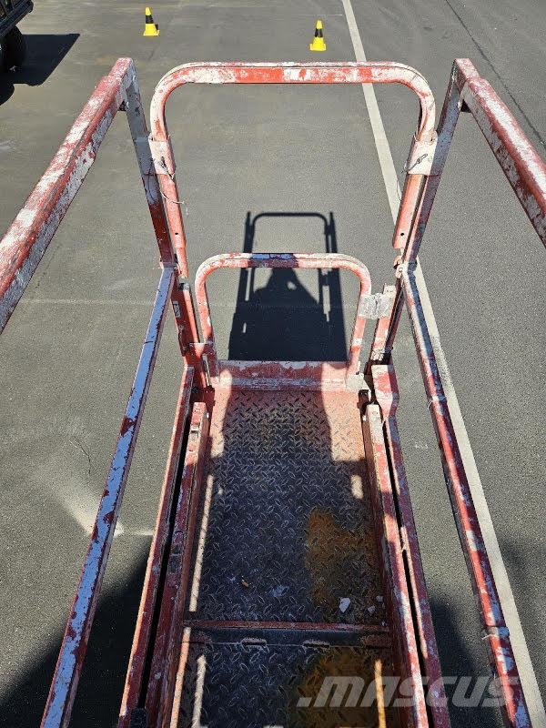 JLG 1930ES Scissor lifts