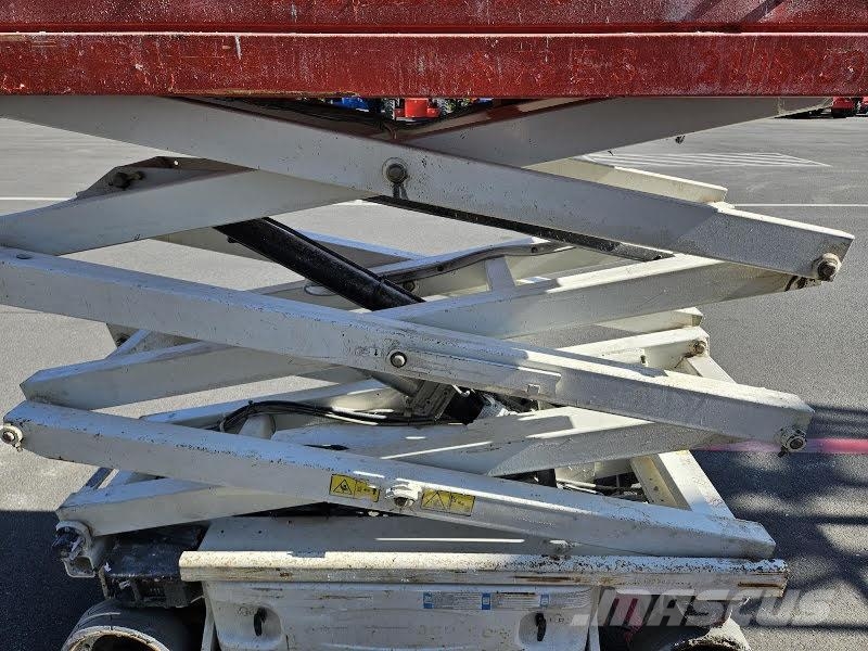 JLG 1930ES Scissor lifts
