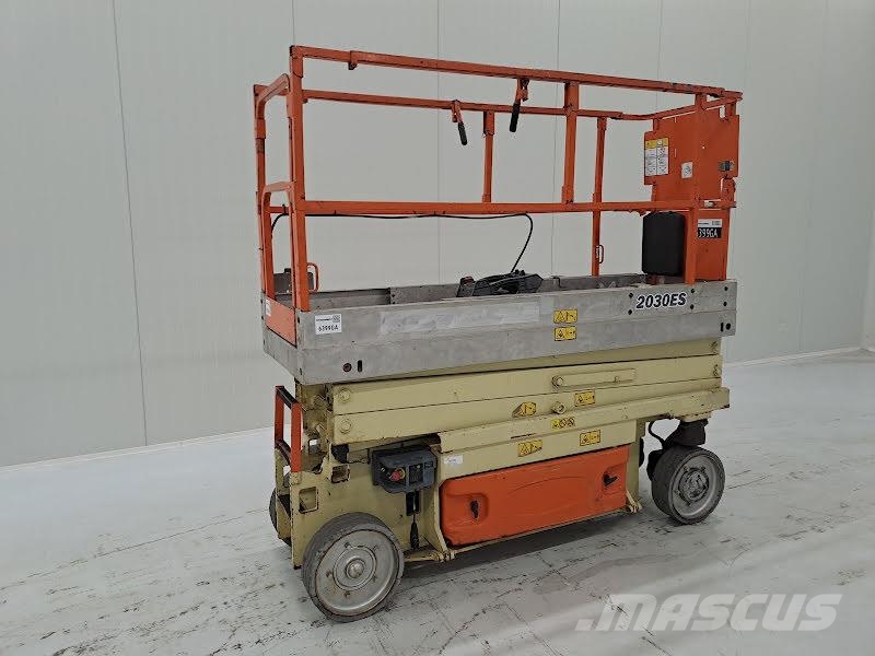 JLG 2030ES 가위형 리프트