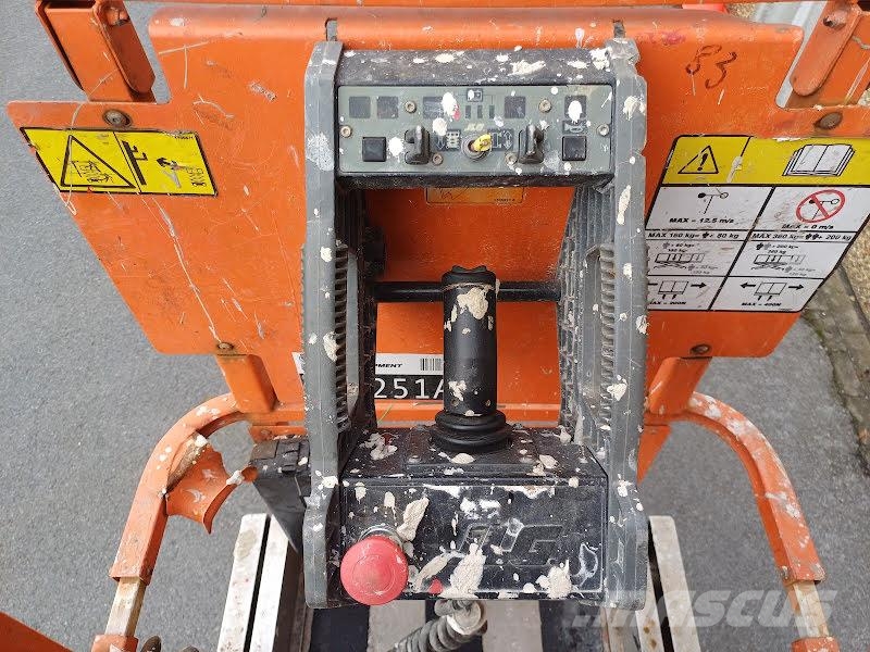 JLG 2030ES シザースリフト