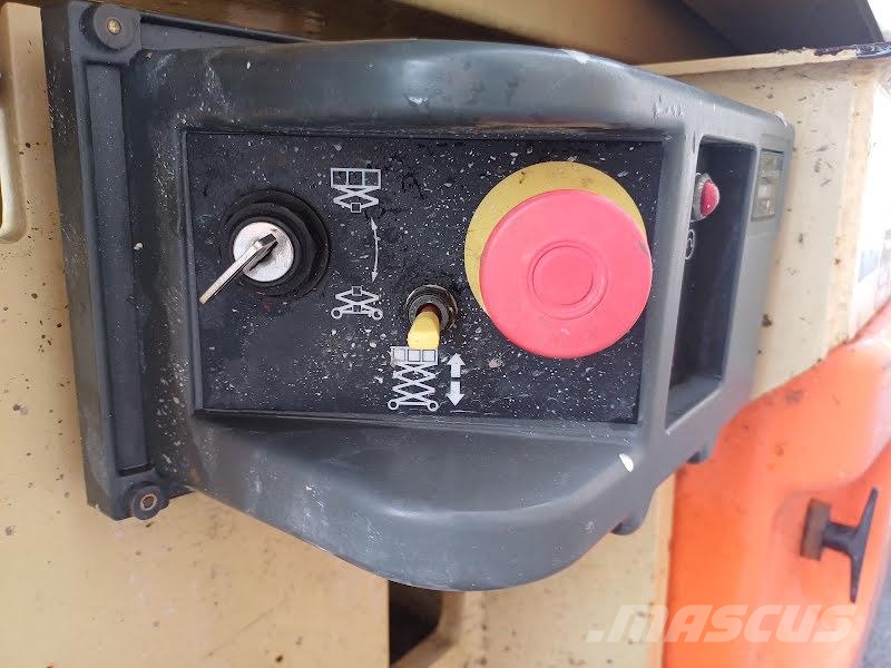 JLG 2030ES シザースリフト