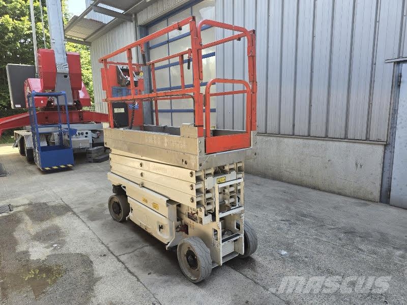 JLG 2630ES 剪叉式升降机