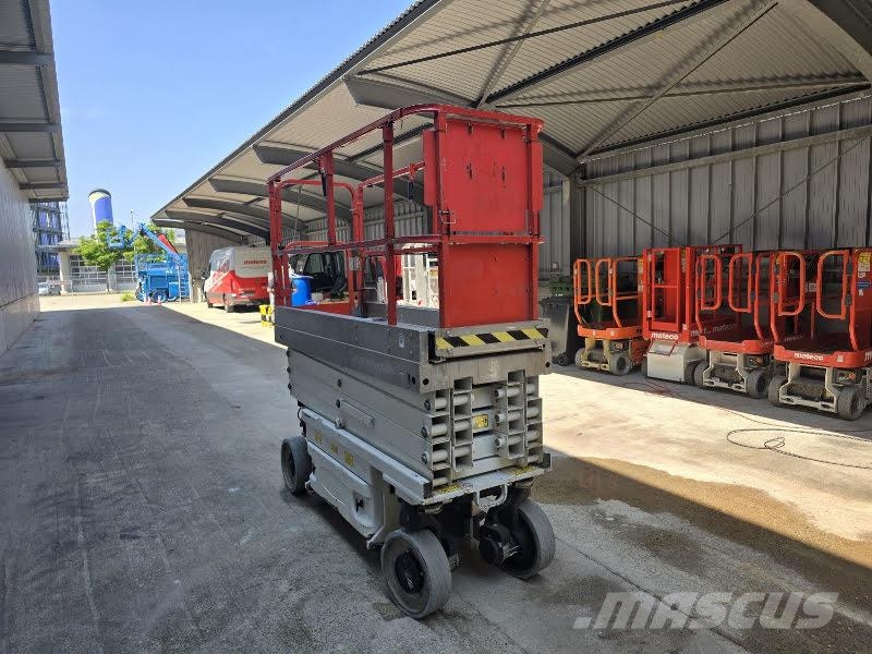 JLG 2630ES 剪叉式升降机