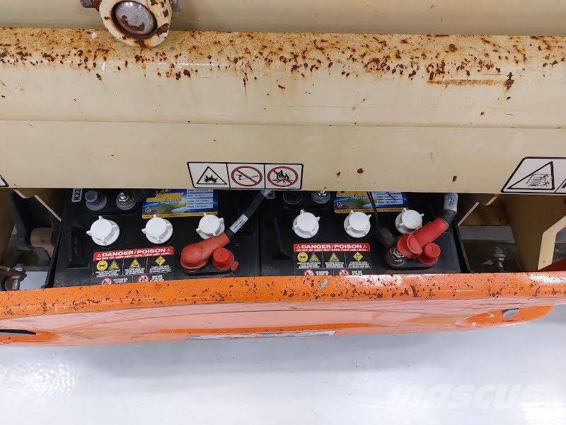 JLG 2632ES Käärtõstukid
