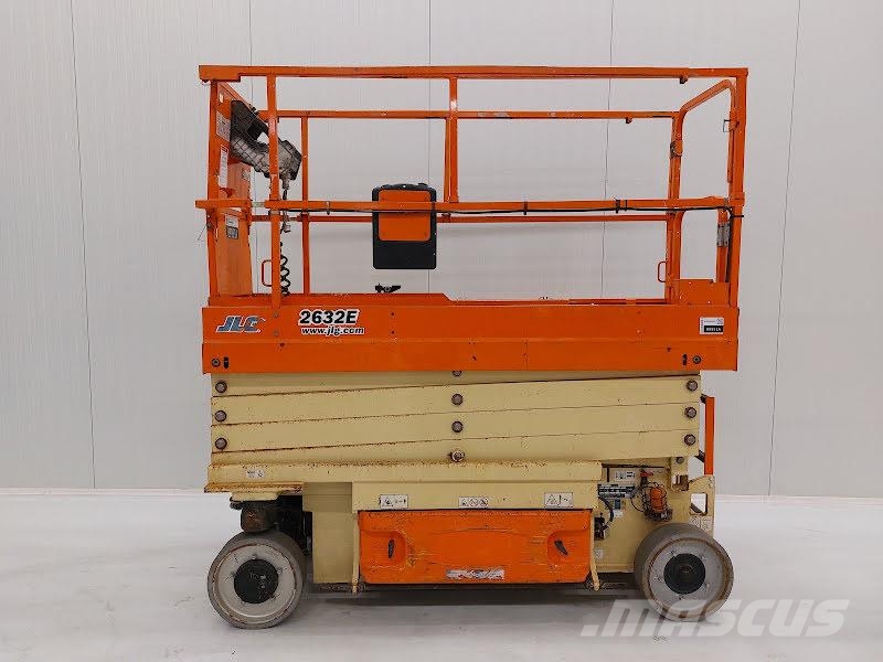 JLG 2632ES Käärtõstukid