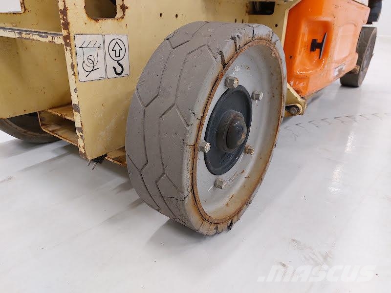 JLG 2632ES Käärtõstukid