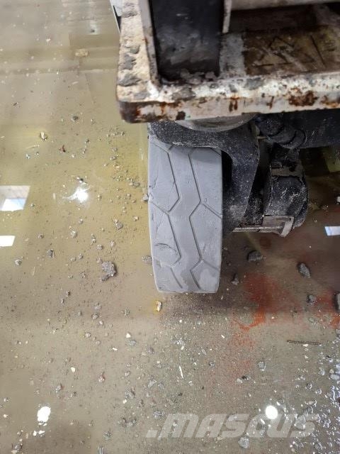 JLG 2632ES 剪叉式升降机
