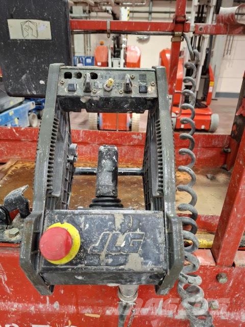 JLG 2632ES 剪叉式升降机