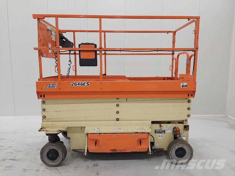 JLG 2646ES Käärtõstukid