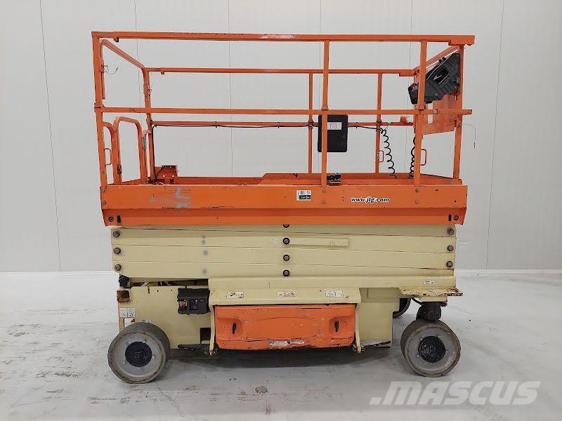 JLG 2646ES Käärtõstukid
