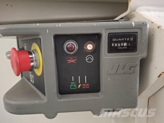 JLG 2646ES Ножничные подъемники