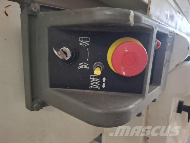 JLG 2646ES Ножничные подъемники