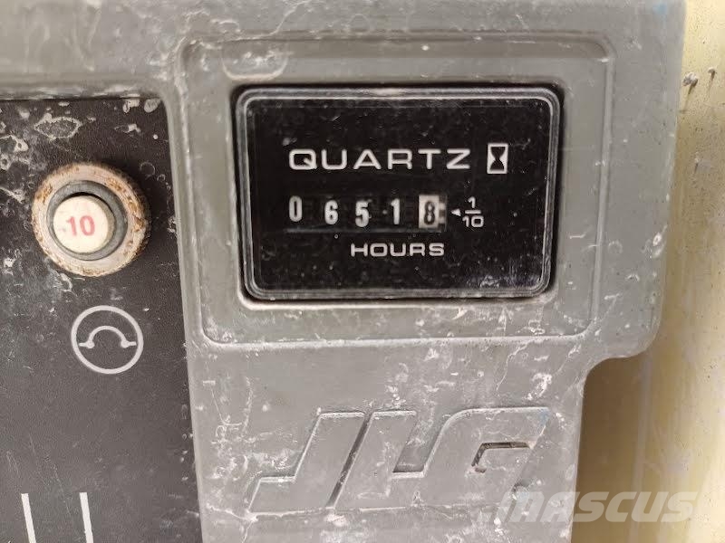 JLG 2646ES 剪叉式升降机