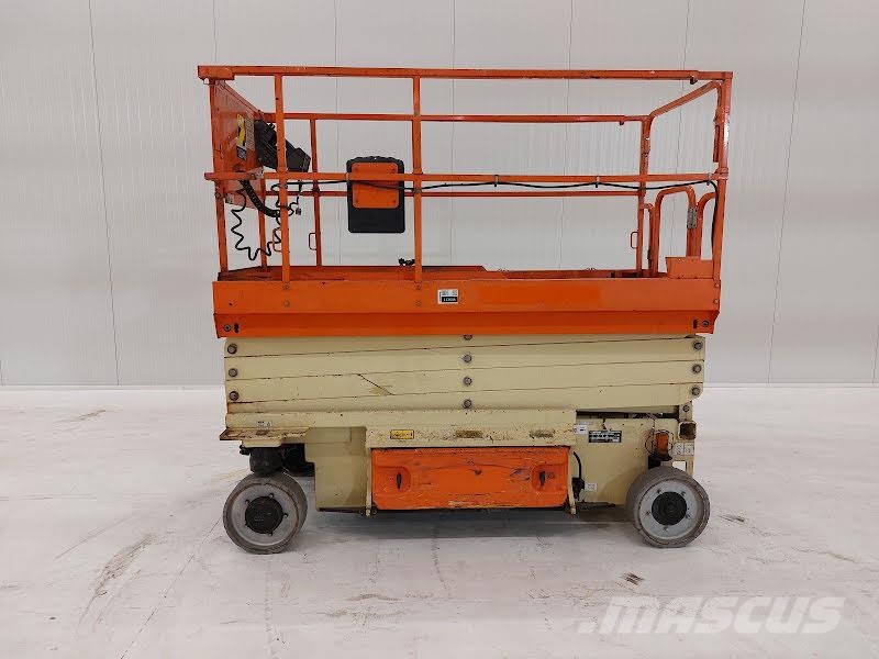 JLG 2646ES 剪叉式升降机