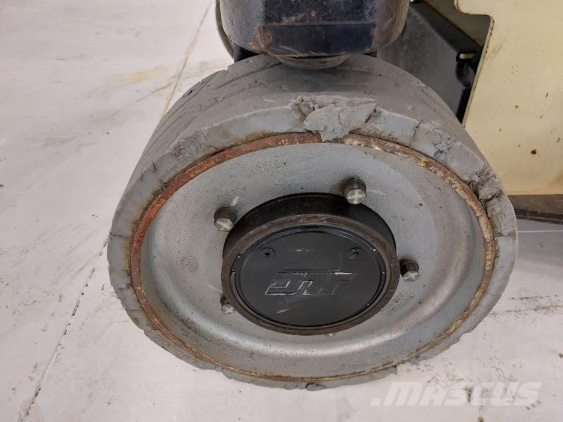 JLG 2646ES 剪叉式升降机