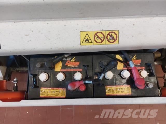 JLG 3246ES 剪叉式升降机