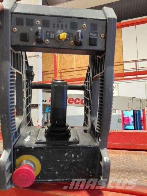 JLG 3246ES 剪叉式升降机