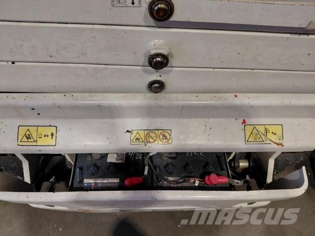 JLG 3246ES 剪叉式升降机