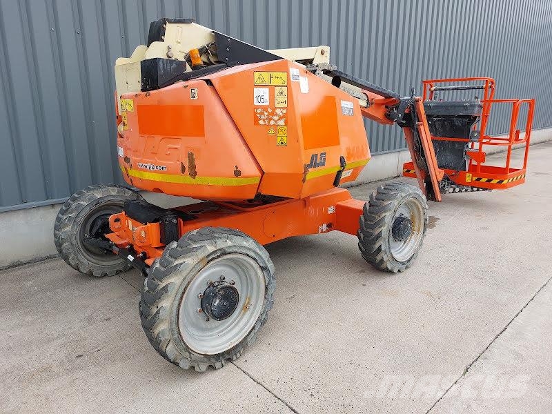 JLG 340AJ رافعات سلة مفصلية