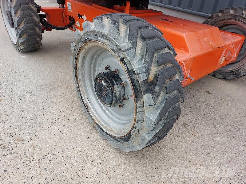 JLG 340AJ رافعات سلة مفصلية