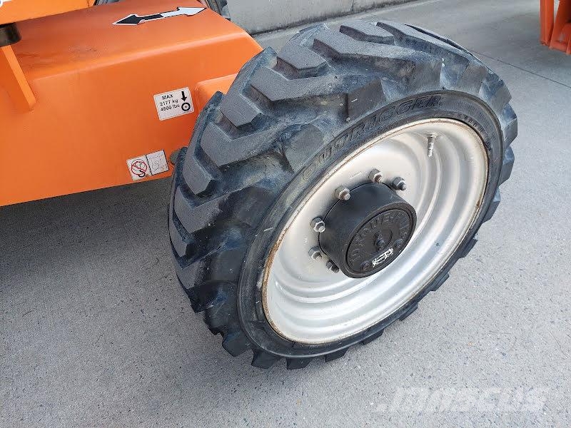 JLG 340AJ رافعات سلة مفصلية