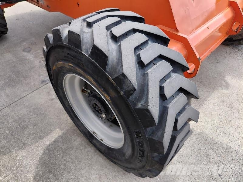 JLG 400S Telescoophoogwerkers