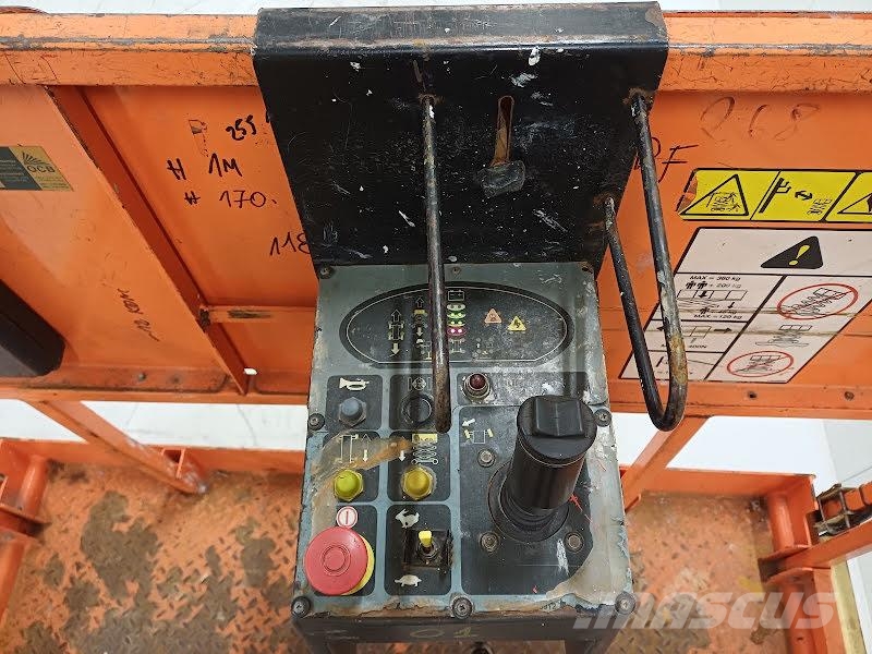 JLG 4069LE Šķerveida pacēlāji