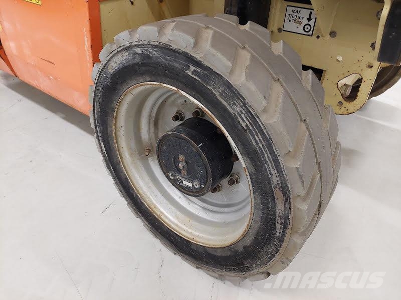 JLG 4069LE رافعات مقصية الشكل
