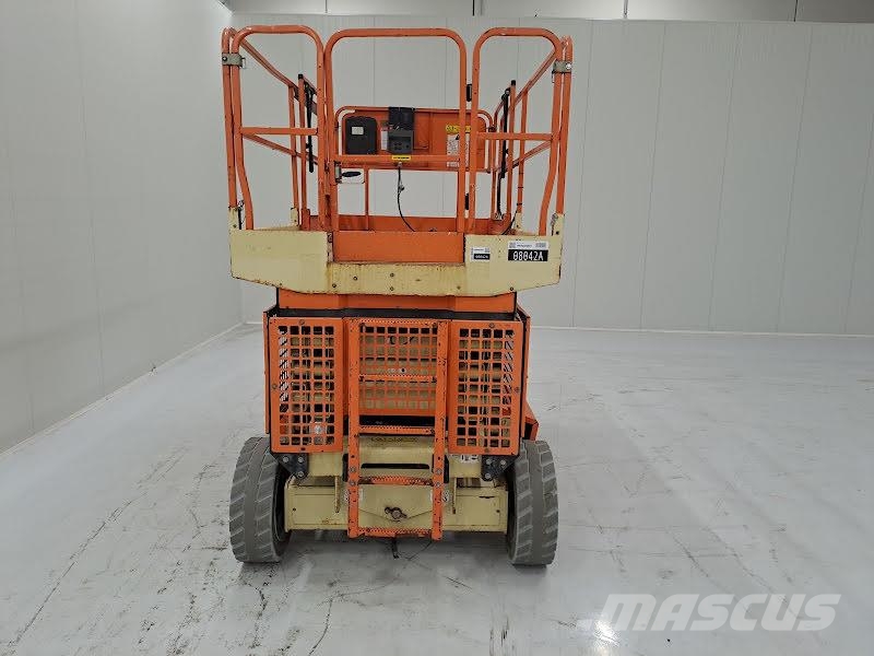 JLG 4069LE Šķerveida pacēlāji