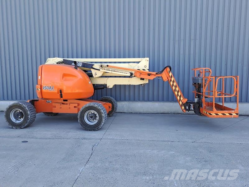 JLG 450AJ Kuukulkijat