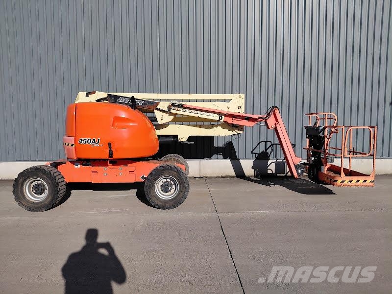 JLG 450AJ Kuukulkijat