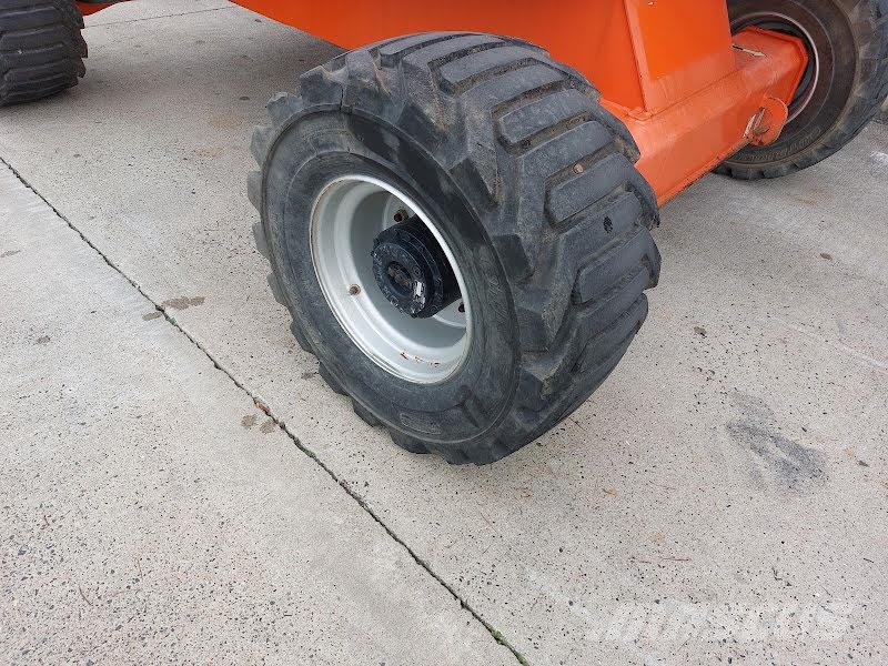 JLG 450AJ رافعات سلة مفصلية