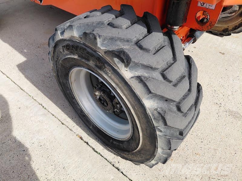 JLG 460SJ Nacelles télescopiques