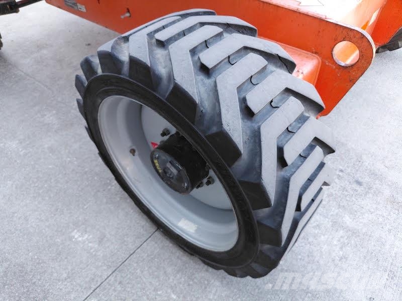 JLG 600AJ Knikarmhoogwerkers