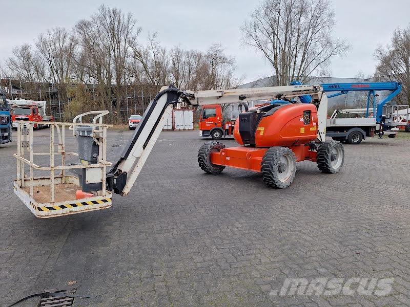 JLG 600AJ Piattaforme a braccio articolato