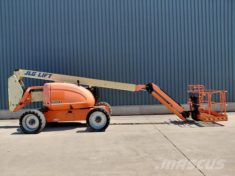 JLG 600AJ Zglobne dvižne ploščadi