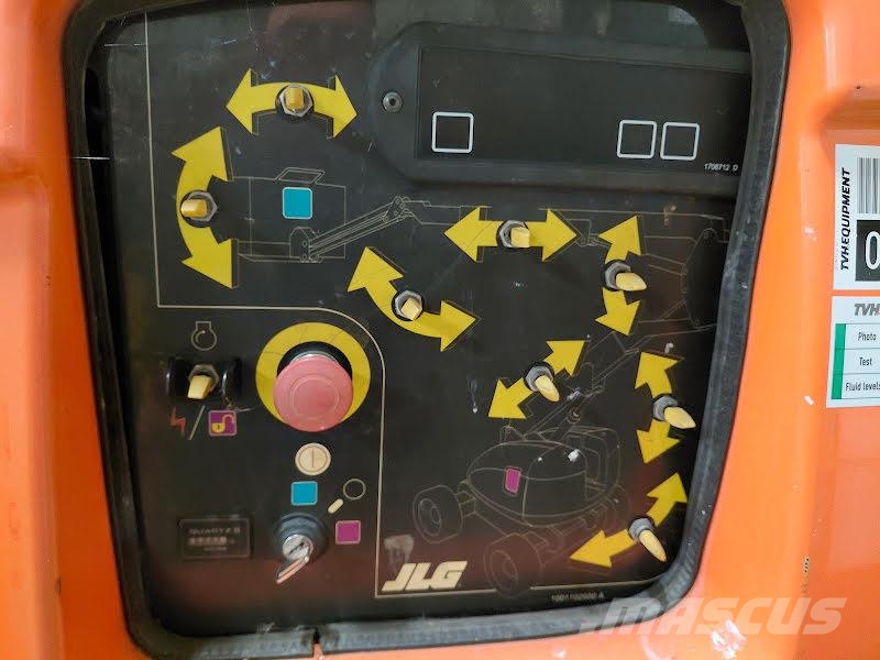 JLG 600AJ Zglobne dvižne ploščadi