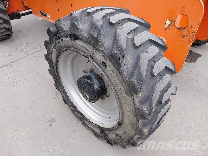 JLG 600S Telescoophoogwerkers