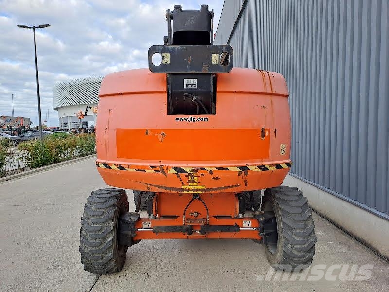 JLG 660SJ 견인식 전동이동 리프트