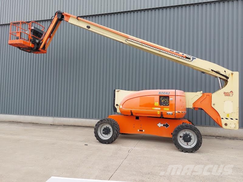 JLG 800AJ 관절형 전동이동 리프트