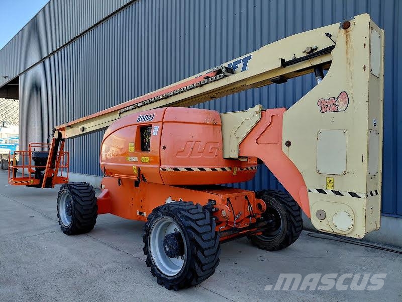 JLG 800AJ Strēles pacēlāji