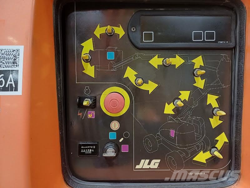 JLG 800AJ Strēles pacēlāji