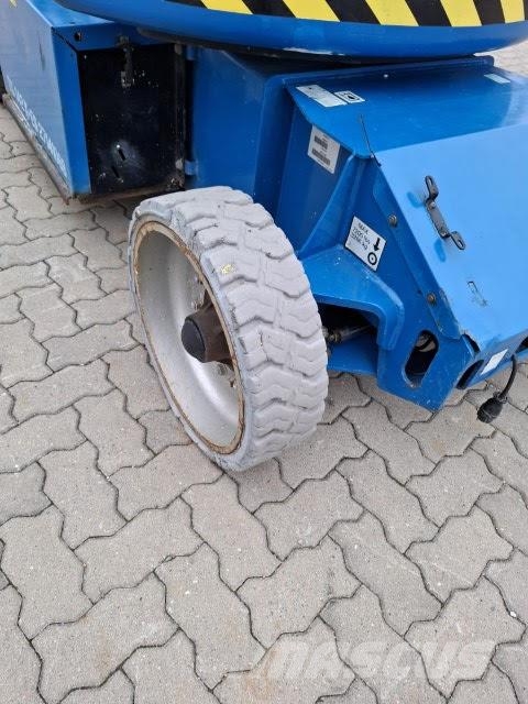 JLG E400AJPN Knikarmhoogwerkers