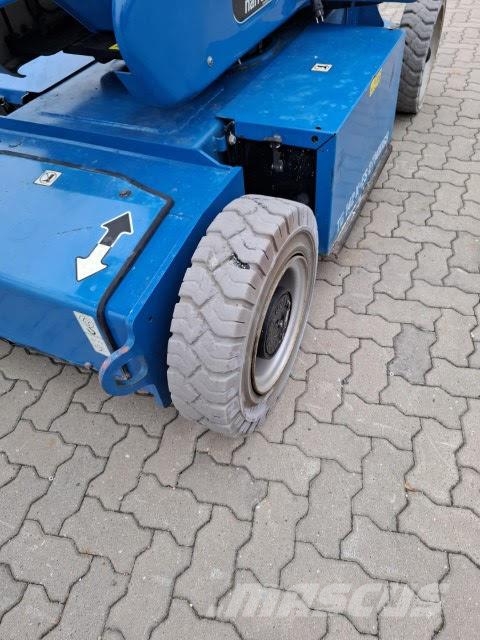 JLG E400AJPN Knikarmhoogwerkers