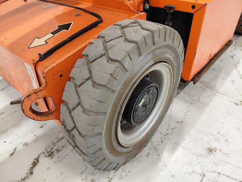 JLG E400AN Knikarmhoogwerkers