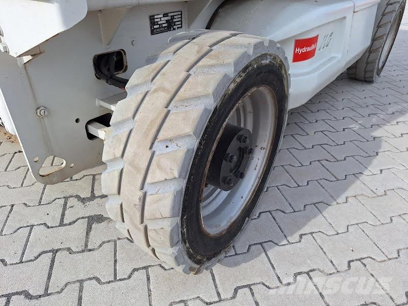 JLG M3369 Schaarhoogwerkers