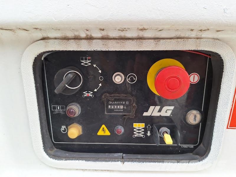 JLG M3369 Schaarhoogwerkers