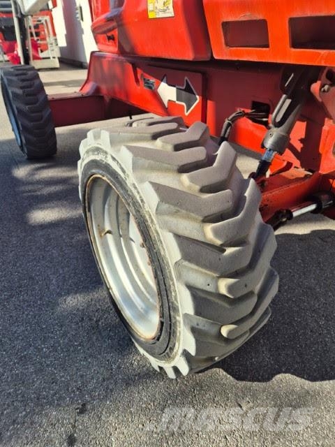 JLG M600JP Knikarmhoogwerkers