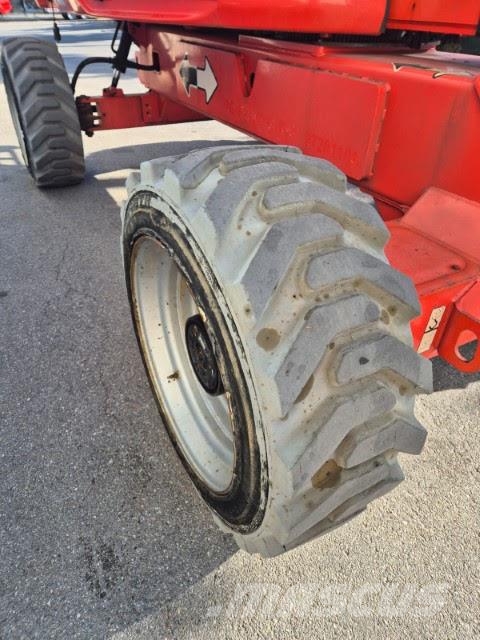 JLG M600JP Knikarmhoogwerkers